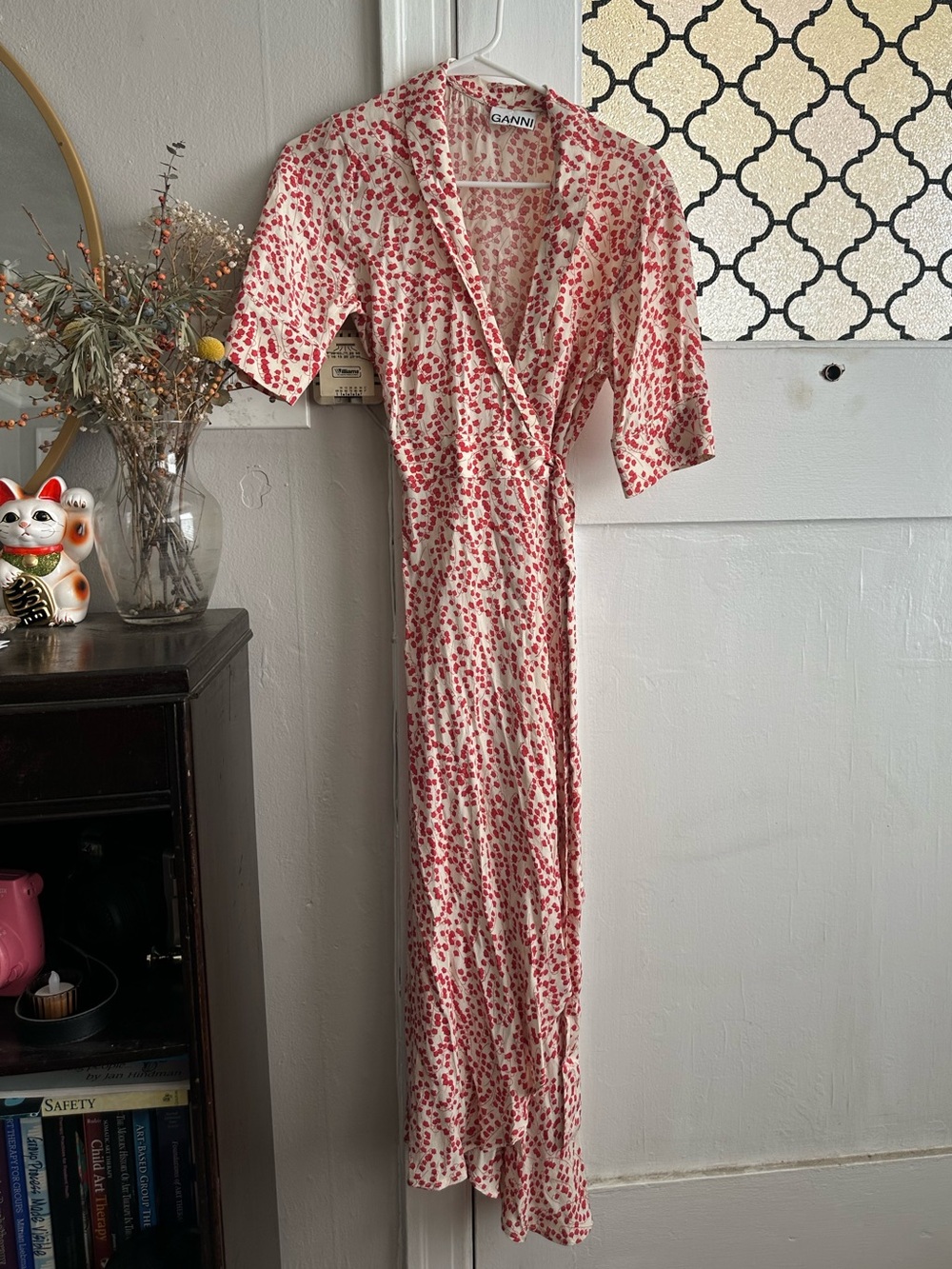 GANNI dress is a floral-print crepe maxi wrap dress in red-and-white - Picture 2 of 4